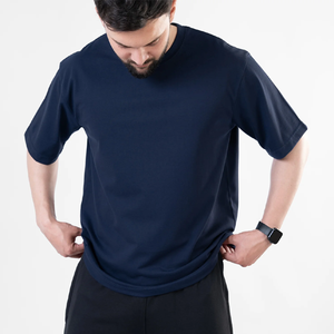 T-shirt Homme Streetwear Bleu Marine Uni en Coton Lourd Coupe Ample Épaules Tombantes Personnalisable Vente en Gros - Product Image 3