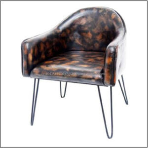 Chaise de salle à manger de style moderne en fer robuste avec cuir mélangé pour maison, bar, école, entrepôt, équilibre parfait entre confort et durabilité - Product Image 1