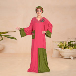 ชุดคาฟตันผ้าเรยอนปักลายดอกไม้ แต่งผ้าตัดต่อช่วงคอเสื้อ แขนกว้าง ไซส์พลัส ทรงสวยสง่า ยาวคลุมเท้า - Product Image 4