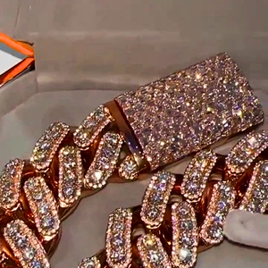 สร้อยคอแบบ Cuban Link ชุบทองคำขาว 925 ประดับเพชร Moissanite VVS ทรงบาแกตต์ สไตล์ฮิปฮอป ดีไซน์แบบ Iced Out สำหรับขายแบบดรอปชิปปิ้ง - Product Image 2