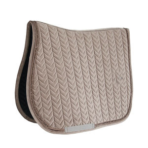 Almohadilla para Silla de Montar de Caballo 2026 con Logotipo Personalizado, para Doma y Salto, Estilo Inglés/Oriental, Acolchada, Transpirable, con Cubierta de Algodón y Material PP, para Equitación - Product Image 1