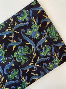 Tela de Algodón Estampada con Bloques Florales Negros, Material Ecológico para Vestidos Indios, Decoración del Hogar y Bolsos - Product Image 3