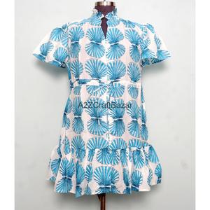 Robe Courte Femme 100% Coton Tricotée Col V Manches Courtes Taille Haute Coupe Évasée Imprimé Floral Numérique Respirante Lavable Idéale pour le Bureau - Product Image 1