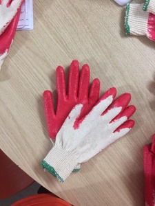 Gants de sécurité vietnamiens en coton tricoté avec revêtement en latex, anti-coupure, antidérapants, réutilisables, avec poignet en caoutchouc, jauge 10, pour la protection au jardinage - Product Image 3