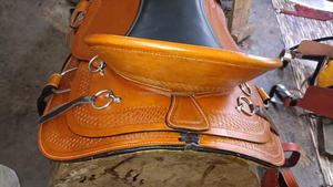 Selle d'endurance en cuir de qualité supérieure pour l'équitation Western Pleasure Selle en cuir durable réglable pour les longues sorties et la selle de trail - Product Image 5