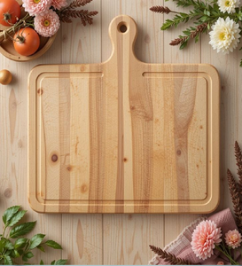 Tabla de cortar de madera rústica con borde natural y nudos, disponible a precios de mayorista para decoración de cocina artesanal. - Product Image 4