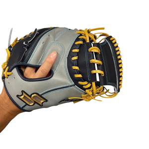 Hot Selling Professional Adjustable Cowhide Leather <b>Baseball</b> Catching <b>Gloves</b> Non Slip Comfort Fit Training Youth Adults Keeper - Product Image 1