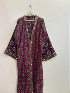 Kimono long en viscose georgette brodé Phulkari pour femme, cadeau pour elle - Product Image 5