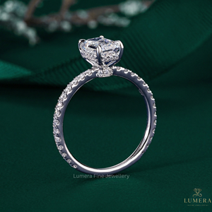Bague de luxe en diamant couleur D VVS2, émeraude et taille ronde, bijoux solitaires en or 9k 10k 14k 18k, fabricant sur mesure en gros - Product Image 2