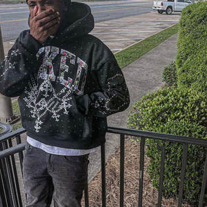 เสื้อฮู้ดดี้ Glam Street Edit ประดับเพชร สไตล์คนเมืองสุดเท่ ผ้าคอตตอนผสม แฟชั่นเรืองแสง เสื้อฮู้ดดี้ประดับเพชร - Product Image 6