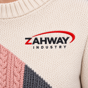 Nouveau pull pour femme en tissu tricoté doux au toucher, coupe confortable, design chaud, poignets et ourlet côtelés pour les activités décontractées d'hiver - Product Image 6