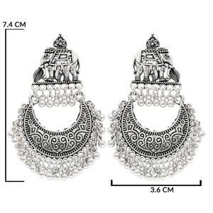 Boucles d'oreilles pendantes afghanes vintage en argent oxydé avec rubis et perle - Product Image 4