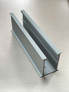 Rail solaire mini en aluminium haute résistance VNTECH GLOBAL 32x40mm, profil de montage PV extrudé pour système solaire de toit - Product Image 4
