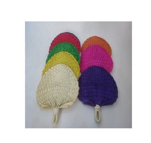 Abanico de paja natural tradicional de fabricación con mango de madera perfecto para fiesta de verano boda evento informal Año Nuevo - Product Image 3