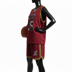 Ensemble short et maillot de basket-ball en mesh premium pour femme, polyester respirant 180 GSM, logo transfert thermique or bordeaux, ensembles pour femmes - Product Image 3