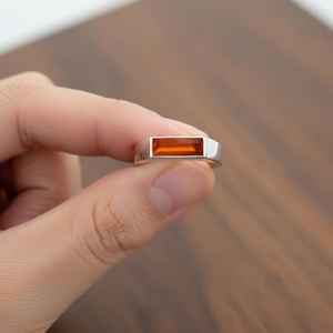 Anillo Minimalista de Cornalina, Plata de Ley, Gema Rectangular Naranja, Joyería Unisex Hecha a Mano, Regalo - Product Image 5