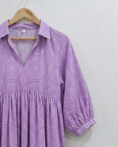 Robe midi pour femme, col en V, manches bouffantes, imprimé floral, coupe trapèze, 100% coton, respirante, écologique, idéale pour le bureau - Product Image 3