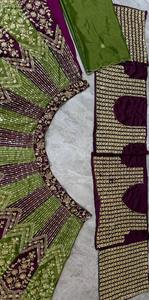 Lehenga Choli de Diseño para Boda con Lentejuelas, Bordados, Cancan y Patta de Lona, Piel Sintética Elástica, para Fiestas - Product Image 2