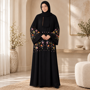 Elegante Abaya Negra con Bordado Floral |   Vestido Islámico Modesto para Mujeres Musulmanas, Tela Premium, Manga Ancha, Diseño Elegante de Abaya - Product Image 2
