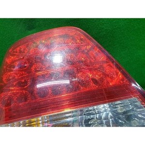 Feu arrière gauche d'occasion pour Sorento 2006-2009, référence OEM 924013E500 - Product Image 4