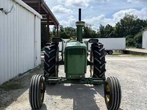 Tracteur John Deere 4020 d'origine, équipement agricole haute performance, 4x4, machine agricole efficace, prix abordable. - Product Image 5