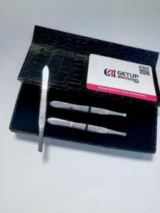Pince à épiler professionnelle en acier inoxydable argenté de qualité supérieure à pointe inclinée pour sourcils, marque privée, pour l'épilation en salon de beauté - Product Image 2