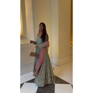 Ensemble haut, bas et dupatta Shree Hari Fashion, magnifique, pour les fêtes, taille XL - Product Image 3