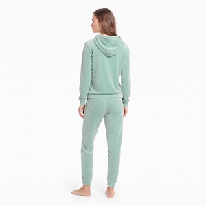 Conjunto Deportivo de Terciopelo Personalizado para Mujer, Dos Piezas, Corte Regular, Sudadera con Bolsillo Canguro y Cordón Ajustable, Pantalones Jogger, Ropa de Invierno - Product Image 4