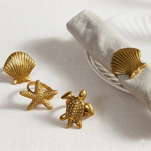 Anneaux de serviette en forme de coquillage doré, série Vie marine côtière, supports de serviettes en métal pour mariages, banquets, fêtes et décoration de table d'hôtel - Product Image 4