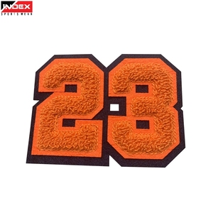 Parche de Chenilla Personalizado y Económico, Hecho en EE. UU., para Bordar en Toallas, Ropa Deportiva, Prendas de Moda y Chaquetas Universitarias - Product Image 1