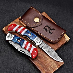 Cuchillo Plegable de Acero Damasco con Bandera Americana Nordic Forge, Bloqueo Trasero, Mango de Resina Texas, Funda, Bolsillo, EDC, Camping, Caza - Product Image 6