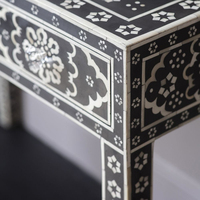 Table console traditionnelle en bois de manguier massif avec incrustations en os, design Mandala pour salon