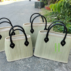 กระเป๋าตะกร้าหญ้าทะเลแฮนด์เมดสําหรับช้อปปิ้งกระเป๋าเดินทางทอกระเป๋าถือสุภาพสตรี Boho กระเป๋าถือฟางจาก HNH Craft Vietnam - Product Image 1
