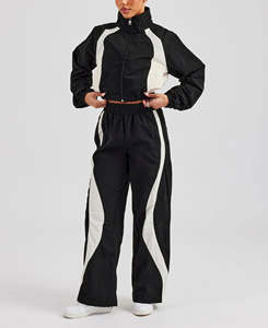 Conjunto Deportivo Personalizado de 2 Piezas, Chaqueta Cortavientos Reflectante 3M, Sudadera con Capucha y Pantalones Deportivos de Nailon - Product Image 4