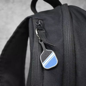 Porte-clés en caoutchouc durable pour pickleball, avec design personnalisé, couleur et logo au choix, et option de taille personnalisée - Product Image 6