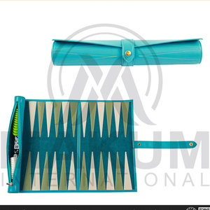 Jeu de Backgammon Carré Portable Écologique Personnalisable – Jeu de Voyage en Cuir Enroulable Idéal pour Cadeau/Fête Facile à Utiliser - Product Image 2