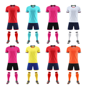 Conjunto de Camiseta de Fútbol para Hombre con Logotipo Personalizado, Impresión Digital, Uniformes de Entrenamiento de Secado Rápido, Equipación de Club, Estilo Retro, 100% Poliéster, Pantalón Corto - Product Image 5