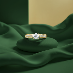ออกแบบธรรมชาติรอบ Solitaire ด้วยสำเนียงเพชรผู้หญิงแหวนแต่งงานสำหรับผู้หญิงในปี14kt สีเหลืองและสีขาวทอง - Product Image 4