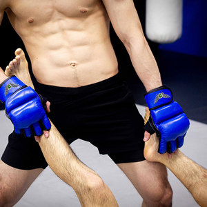 Gants de grappling MMA légers pour débutants et utilisateurs avancés, gants d'entraînement MMA sans doigts pour la pratique quotidienne - Product Image 4