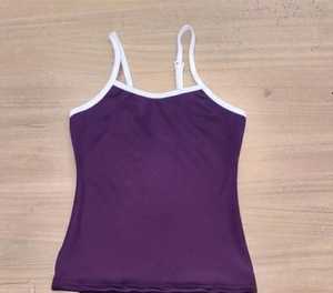 Débardeur noir à fines bretelles pour femmes grandes tailles, couleur unie, décontracté, pour l'été, respirant, en polyester tricoté écologique - Product Image 4