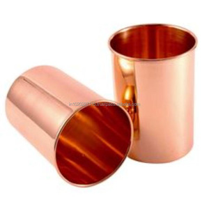 Vidrio de cobre para beber saludable con interior suave y estilo atemporal hecho para hogares de terapia natural - Product Image 1
