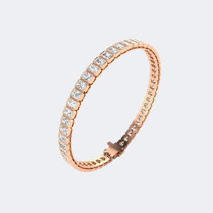 Bracelet tennis serti de diamants taille radiant, bijou élégant et luxueux, accessoire de mode pour un usage quotidien, cadeau pour femme - Product Image 5