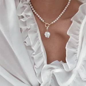 สร้อยคอมุกทรงกลีบดอกไม้สไตล์บาโรกแบบฝรั่งเศส สร้อยคอหรูหราสำหรับผู้หญิง - Product Image 3