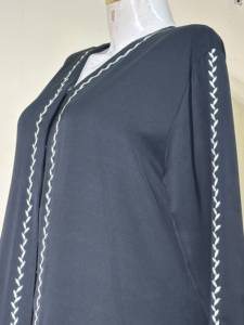 Abaya brodée à manches longues pour femme, coupe ample, robe islamique à capuche, tenue modeste pour le quotidien et la prière - Product Image 2