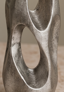 Vase à fleurs en métal argenté de style nordique minimaliste, sculpté artisanallement, avec surface à double orifice, pièce maîtresse pour la décoration intérieure moderne, fournisseur - Product Image 5