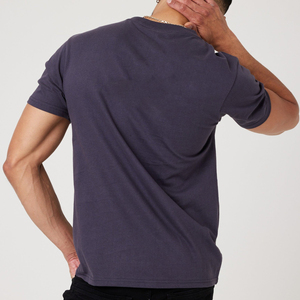 T-shirt à manches courtes coupe ajustée en 100 % coton, faible MOQ, fabrication en gros et personnalisation de t-shirts d'été pour hommes - Product Image 3