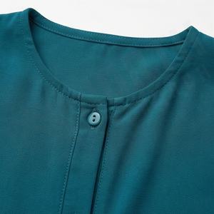 2025 OEM Kimono Abaya pour femmes musulmanes, en tissu polyester épais, doux et très extensible, col en V, manches longues, pour fêtes, Ramadan, mariages - Product Image 4