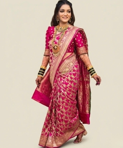 Sari Tradicional Banarasi de Seda Artística KV (Rosa) Reversible de Secado Rápido y Sin Arrugas para Fiestas de Otoño para Mujer - Product Image 4
