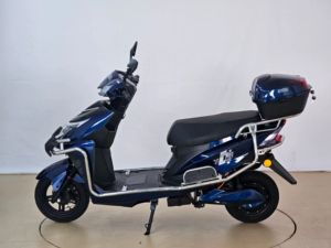 Motocicleta eléctrica de alto rendimiento para desplazamientos urbanos |   Motor de 48V 800W |   Estructura de Acero <span class=keywords><strong>con</strong></span> Alto Contenido de Carbono |   Largo Alcance - Product Image 3