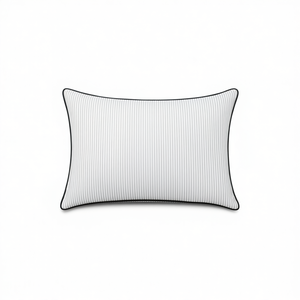 Oreiller de lit moelleux avec rayures et bordures blanches 16x24 pouces, coussin pour la maison et l'hôtel - Product Image 1
